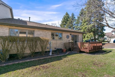 Tiny photo for 15625 Shenandoah Drive #15625, Orland Park, IL 60467 (MLS # 12612008)