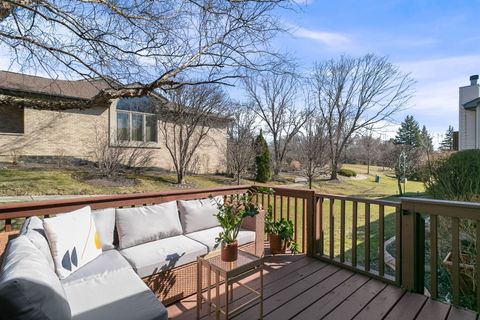 Tiny photo for 15625 Shenandoah Drive #15625, Orland Park, IL 60467 (MLS # 12612008)