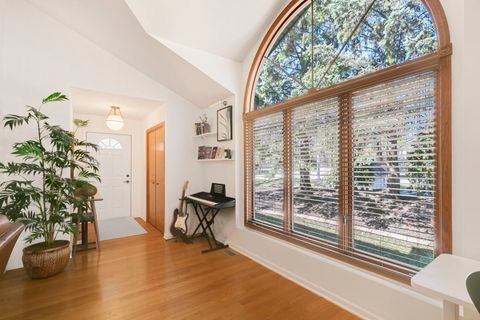 Tiny photo for 15625 Shenandoah Drive #15625, Orland Park, IL 60467 (MLS # 12612008)