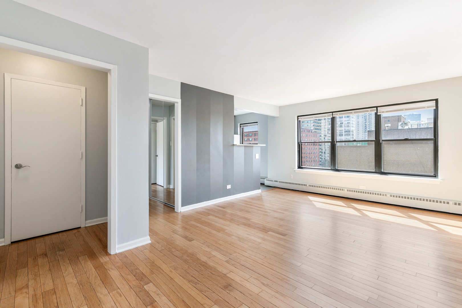 5858 N SHERIDAN Road 904