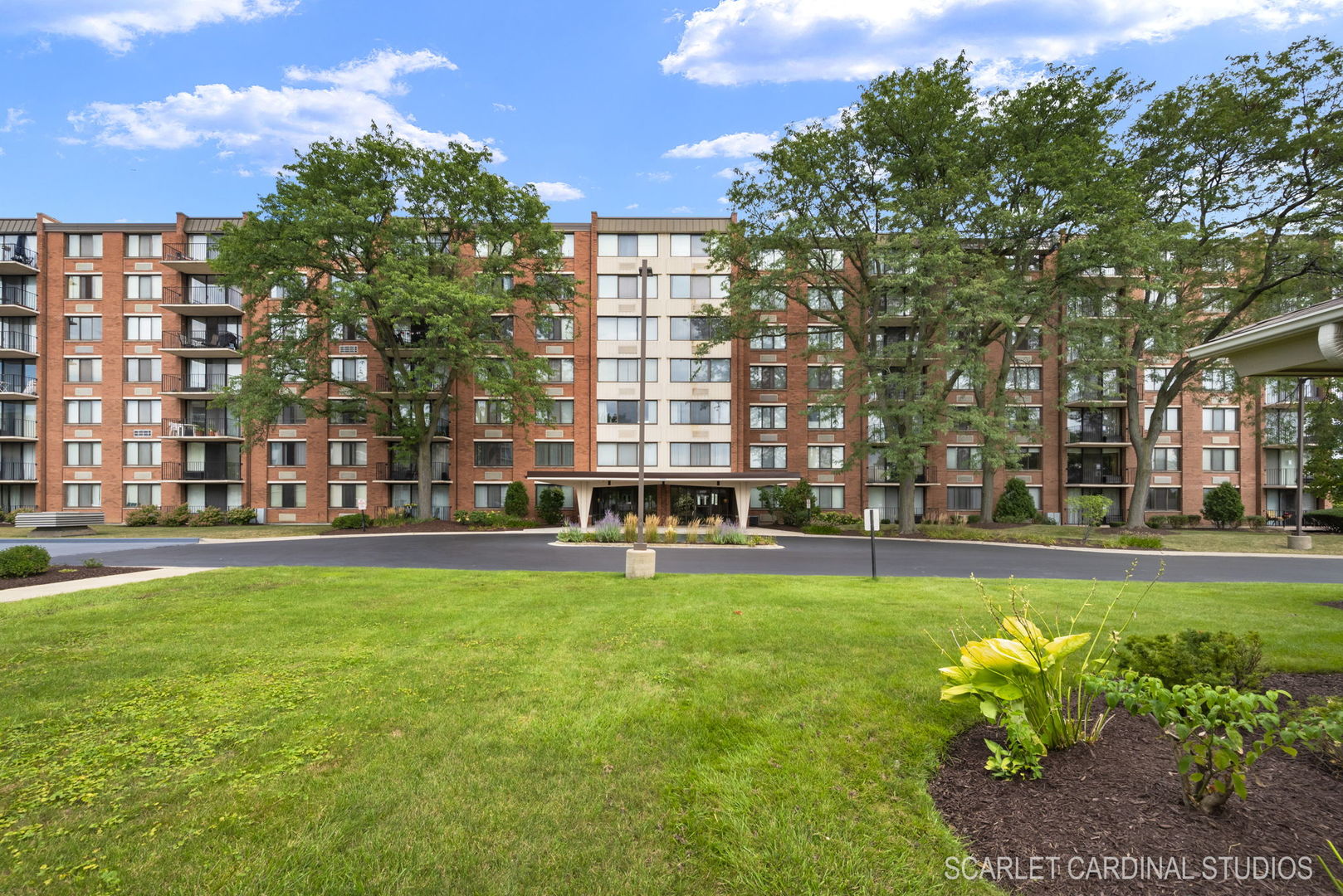 View Lombard, IL 60148 condo