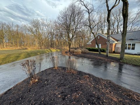 Tiny photo for 83 Oak Creek Drive, Yorkville, IL 60560 (MLS # 12586055)