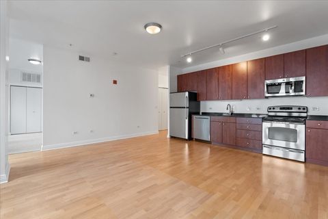 Tiny photo for 565 W Quincy Street #1216, Chicago, IL 60661 (MLS # 12499753)