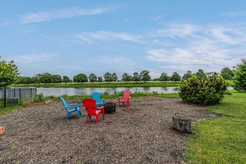 Tiny photo for 6508 Waterford Drive, McHenry, IL 60050 (MLS # 12677684)