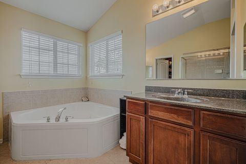 Tiny photo for 6508 Waterford Drive, McHenry, IL 60050 (MLS # 12677684)