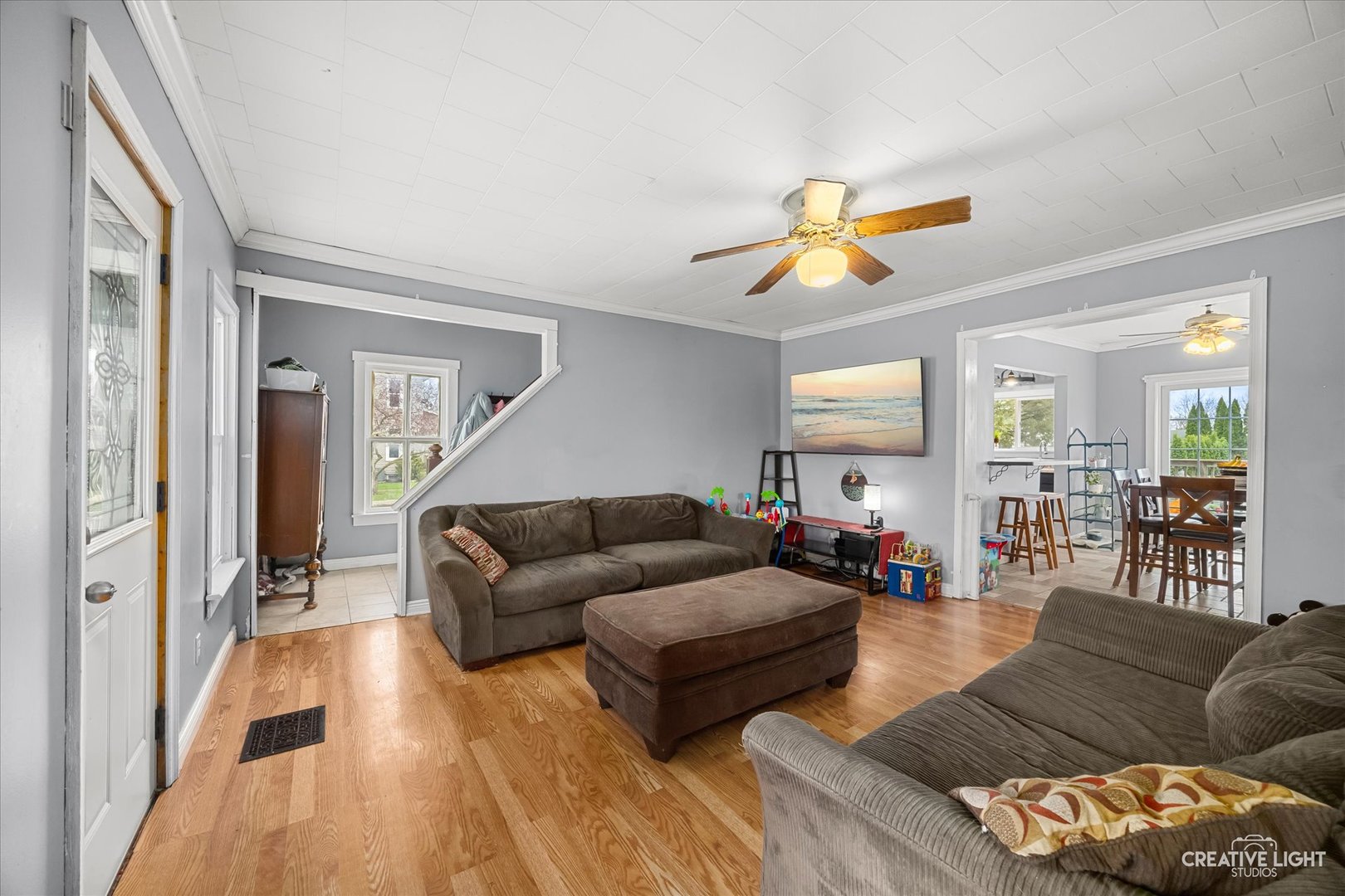 107 E Comanche Avenue