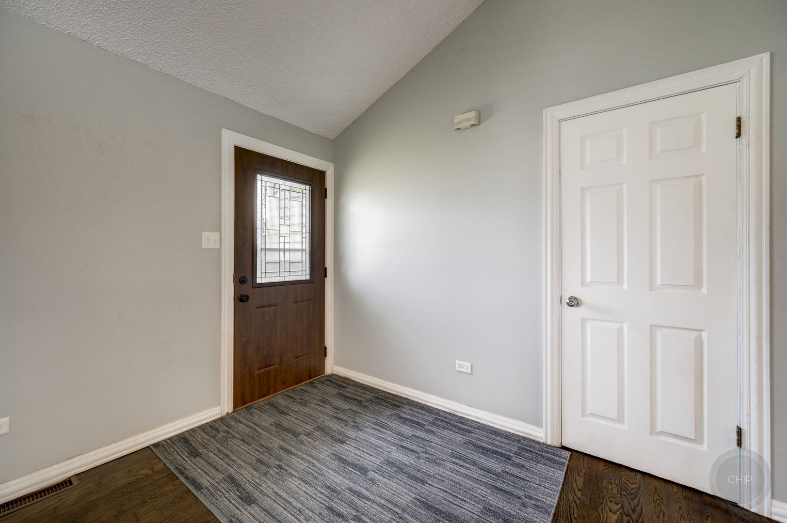 3917 Jonathan Simpson Drive