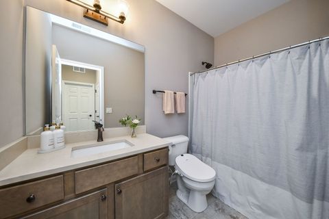 Tiny photo for 484 Woodmoor Drive, Lombard, IL 60148 (MLS # 12484578)