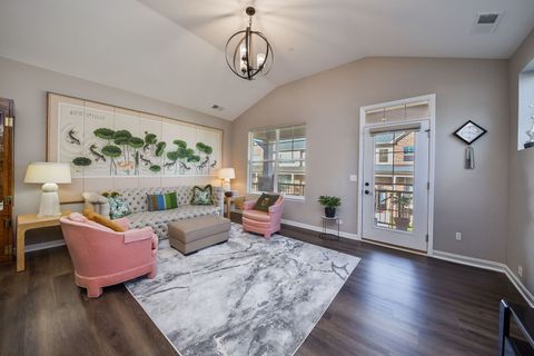 Tiny photo for 484 Woodmoor Drive, Lombard, IL 60148 (MLS # 12484578)