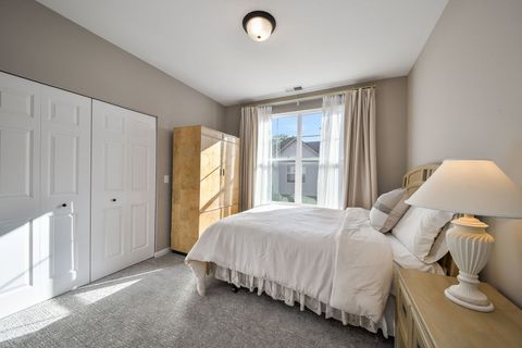 Tiny photo for 484 Woodmoor Drive, Lombard, IL 60148 (MLS # 12484578)