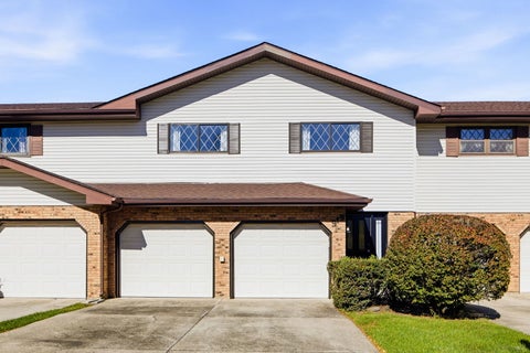 Photo of 919 Meadow Ridge Lane, New Lenox, IL 60451 (MLS # 12798199)