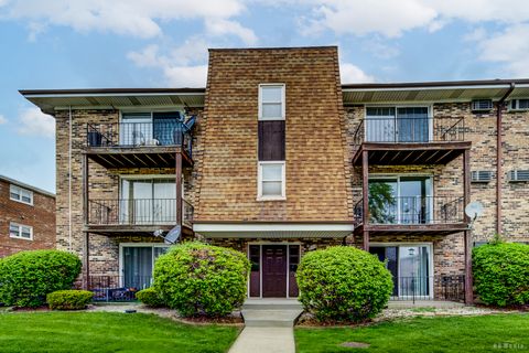 Photo of 7112 99th Street #209, Chicago Ridge, IL 60415 (MLS # 12629397)