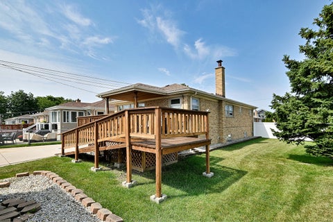 Tiny photo for 5719 N Orange Avenue, Chicago, IL 60631 (MLS # 12708469)