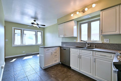 Tiny photo for 5719 N Orange Avenue, Chicago, IL 60631 (MLS # 12708469)
