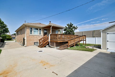 Tiny photo for 5719 N Orange Avenue, Chicago, IL 60631 (MLS # 12708469)
