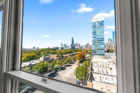 Tiny photo for 5 E 14th Place #605, Chicago, IL 60605 (MLS # 12439731)
