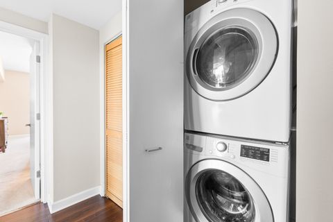 Tiny photo for 5 E 14th Place #605, Chicago, IL 60605 (MLS # 12439731)