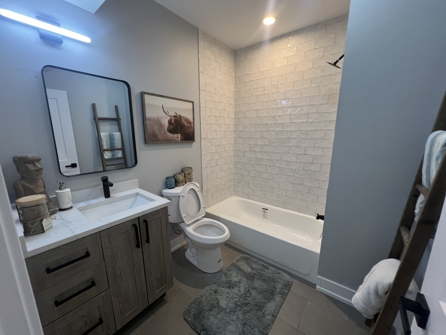 5416-22 W Belmont Avenue