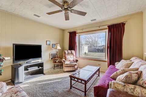 Tiny photo for 11111 Shelley Street, Westchester, IL 60154 (MLS # 12537434)