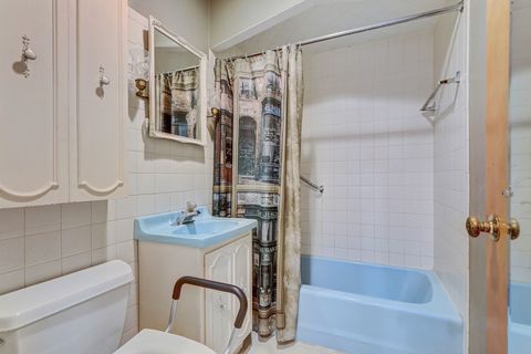 Tiny photo for 11111 Shelley Street, Westchester, IL 60154 (MLS # 12537434)