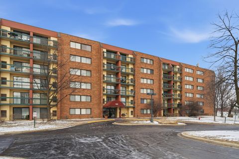 Photo of 1800 Huntington Boulevard #208, Hoffman Estates, IL 60169 (MLS # 12550288)