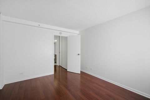 Tiny photo for 1800 Huntington Boulevard #208, Hoffman Estates, IL 60169 (MLS # 12550288)