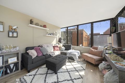 Tiny photo for 345 E Eastgate Place #306, Chicago, IL 60616 (MLS # 12595536)