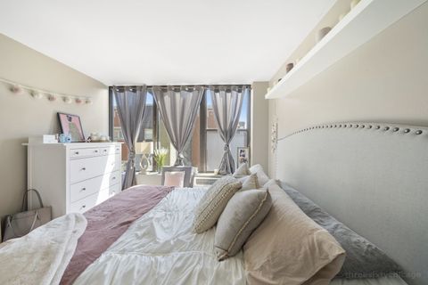 Tiny photo for 345 E Eastgate Place #306, Chicago, IL 60616 (MLS # 12595536)