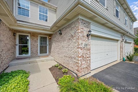 Photo of 1248 Bradley Circle, Elgin, IL 60120 (MLS # 12713982)