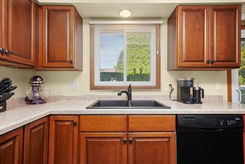 Tiny photo for 34040 N White Oak Lane, Gurnee, IL 60031 (MLS # 12467659)