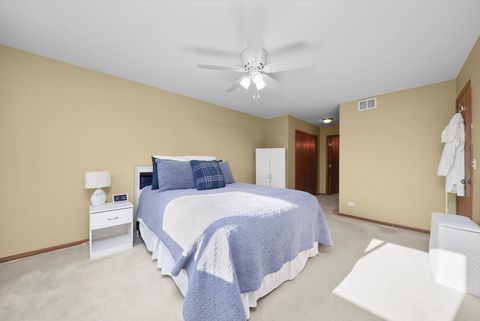 Tiny photo for 34040 N White Oak Lane, Gurnee, IL 60031 (MLS # 12467659)