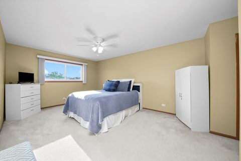 Tiny photo for 34040 N White Oak Lane, Gurnee, IL 60031 (MLS # 12467659)