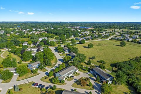 Tiny photo for 34040 N White Oak Lane, Gurnee, IL 60031 (MLS # 12467659)