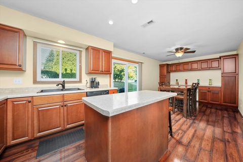 Tiny photo for 34040 N White Oak Lane, Gurnee, IL 60031 (MLS # 12467659)
