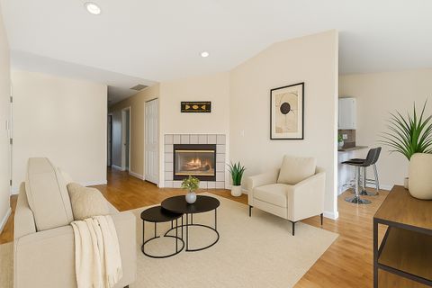 Tiny photo for 1101 YORKSHIRE Court #C, Elgin, IL 60120 (MLS # 12513699)