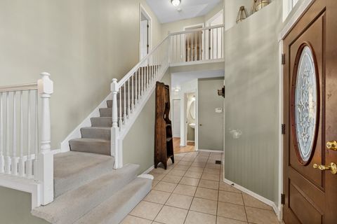 Tiny photo for 963 Tylerton Circle, Grayslake, IL 60030 (MLS # 12611484)