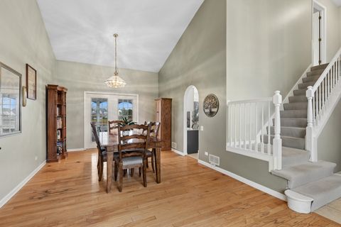 Tiny photo for 963 Tylerton Circle, Grayslake, IL 60030 (MLS # 12611484)