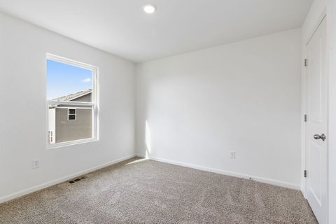 Tiny photo for 2221 Sassafras Way #C, Wonder Lake, IL 60097 (MLS # 12614098)