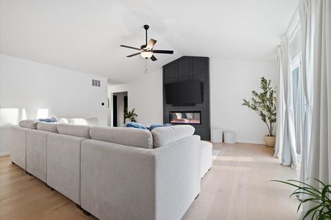 Tiny photo for 2513 Pampas Lane, Bloomington, IL 61705 (MLS # 12573573)