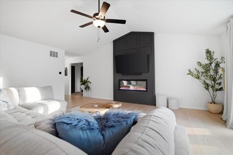 Tiny photo for 2513 Pampas Lane, Bloomington, IL 61705 (MLS # 12573573)