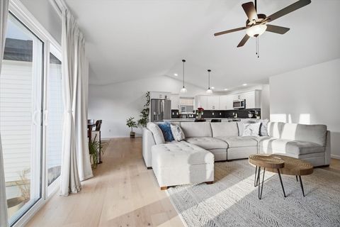 Tiny photo for 2513 Pampas Lane, Bloomington, IL 61705 (MLS # 12573573)