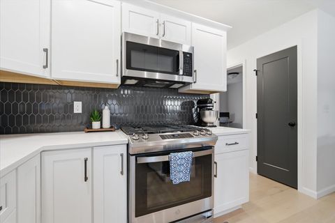 Tiny photo for 2513 Pampas Lane, Bloomington, IL 61705 (MLS # 12573573)