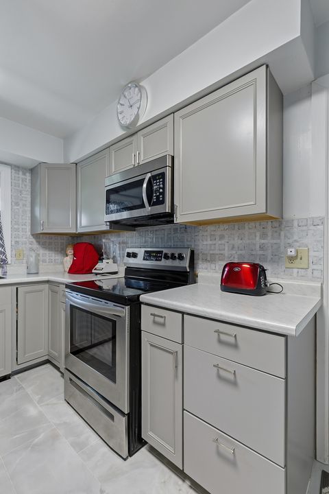 Tiny photo for 2417 Hickory Grove Road, Davenport, IA 52804 (MLS # 12623417)