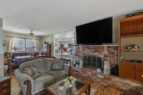 Tiny photo for 2417 Hickory Grove Road, Davenport, IA 52804 (MLS # 12623417)