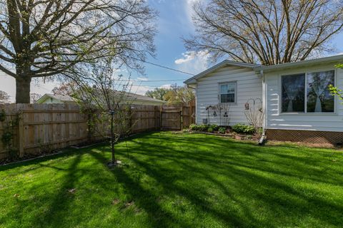 Tiny photo for 2417 Hickory Grove Road, Davenport, IA 52804 (MLS # 12623417)
