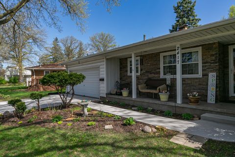 Tiny photo for 2417 Hickory Grove Road, Davenport, IA 52804 (MLS # 12623417)