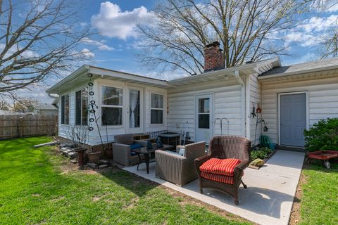 Tiny photo for 2417 Hickory Grove Road, Davenport, IA 52804 (MLS # 12623417)