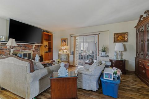 Tiny photo for 2417 Hickory Grove Road, Davenport, IA 52804 (MLS # 12623417)