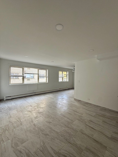 6919 N Sheridan Road 210