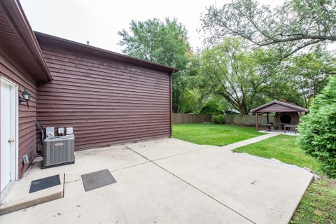 Tiny photo for 10395 W Illinois Avenue, Beach Park, IL 60099 (MLS # 12760064)